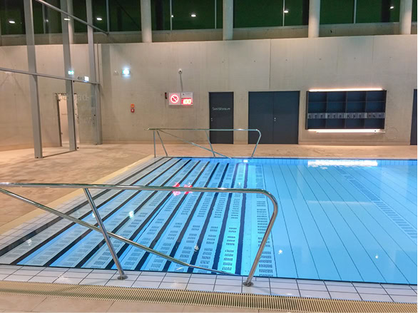 Therapy & rehabilitation pools