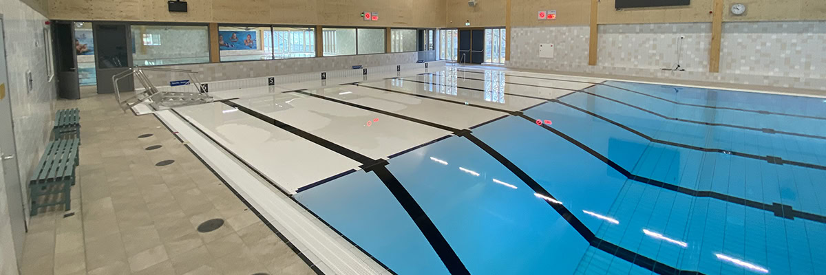 DUO bottom and bottom with valve in swimming pool de braak in helmond (Netherlands)