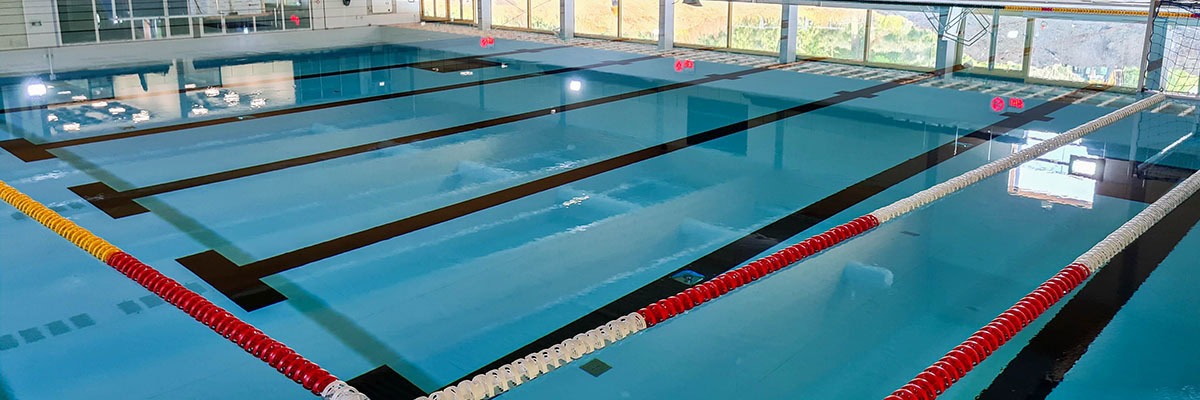 Two movable pool floors with a vertical retaining wall in Aalst (belgium)